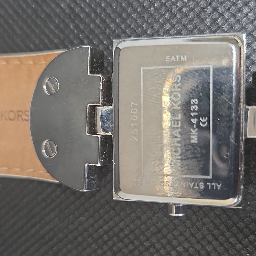 MK Watch White/silver - Picture 6 of 8
